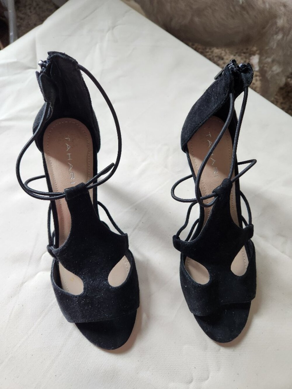 Tahari Dara Black Suede Lace Up Heels Womens 7M